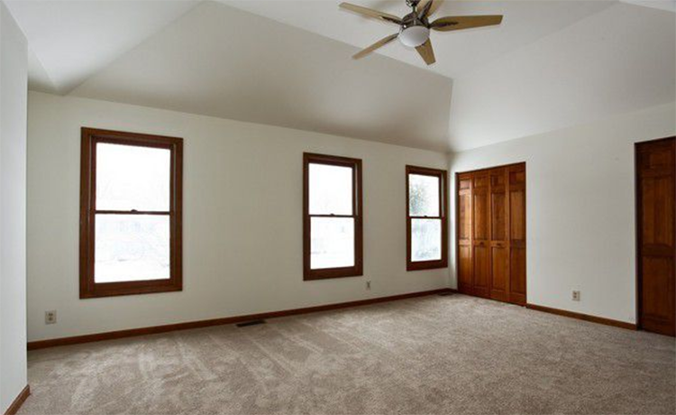 Before a master bedroom makeover