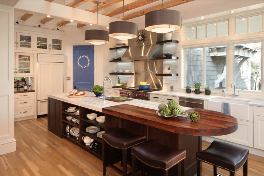 Purple accent door in kitchen